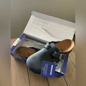 Birkenstock Men’s Boston Oiled Leather Clogs Black size 39